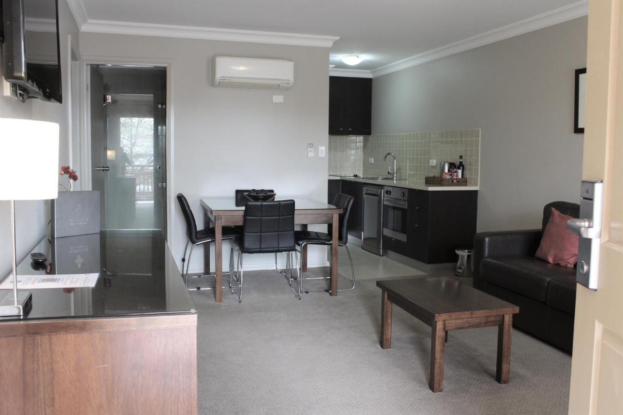 Carlyle Suites & Apartments Вагга-Вагга Екстер'єр фото